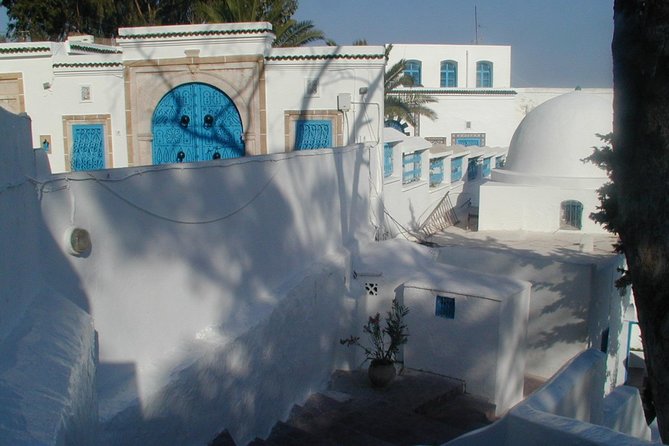 1/2 day carthage & sidi bou said - Carthage: baths, amphitheater, and Roman power