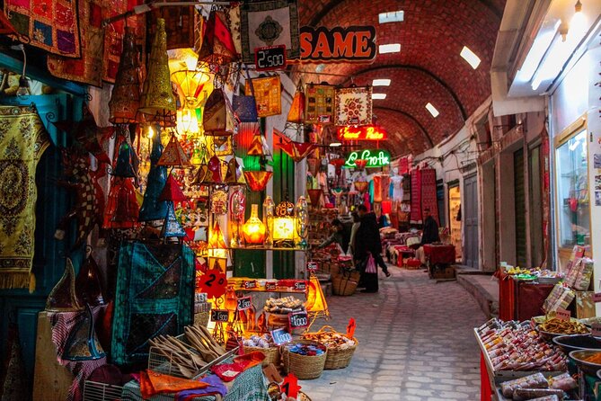 2 Hour Hergla Visit and Sousse Medina Heritage Tour - Entering Sousse Medina Through Bab Jadid