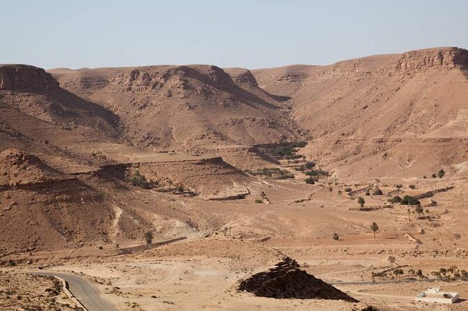 2Days 4x4 safari from Sousse/Hammamet/Tunis, night 100km deep in Sahara desert - Medenine and the old grainery