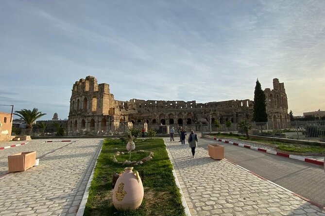 7 Day Guided Tunisia Tour Including Pickup - Day 2: Chenini and the fortified ksour of Tataouine