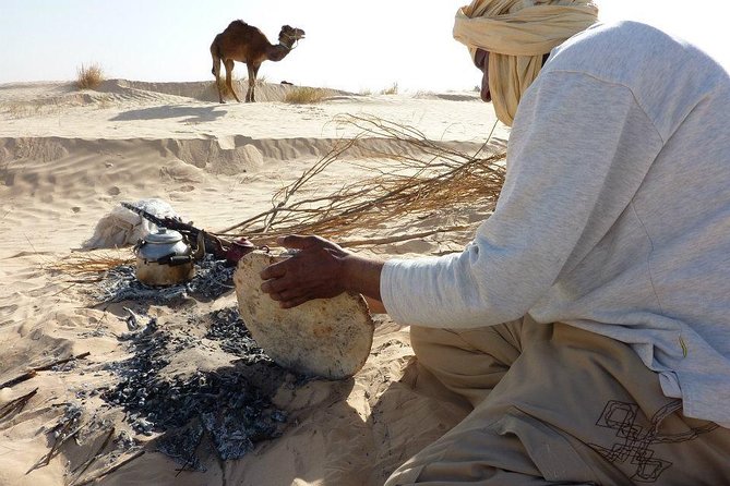 Camel ride and 1 night in the desert - Who will enjoy this desert overnight?