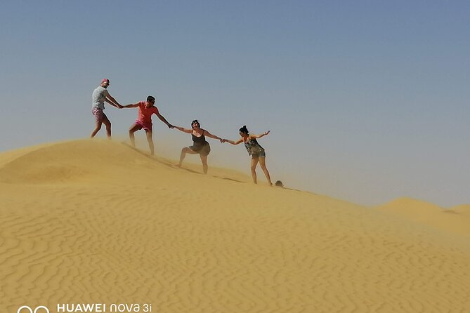 Day Trip in Ksar Ghilane with Lunch and Pickup - The reliability question deserves attention