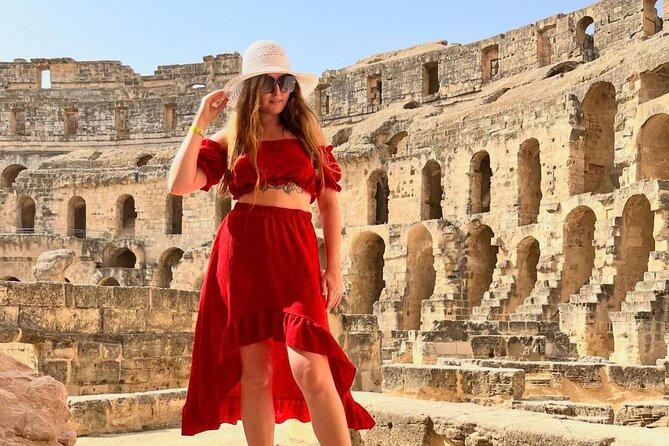 El Jem, Monastir, and Kairouan Medina Private Tour - El Jem Amphitheater: Roman scale in the Tunisian countryside
