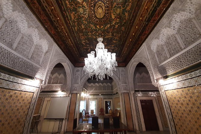 Guided tour in the UNESCO world heritage Medina of Tunis - Slimaniya Medersa and the World of Religious Schools