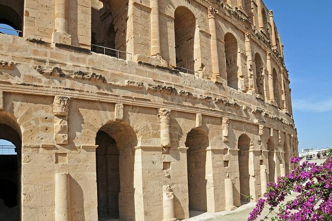 Kairouan and El Jem Private Day Tour - Lunch breaks up the long sightseeing day