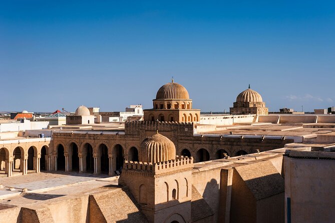 Kairouan & El Djem Guided Day Trip with Lunch from Hammamet - Entering the Great Mosque of Kairouan