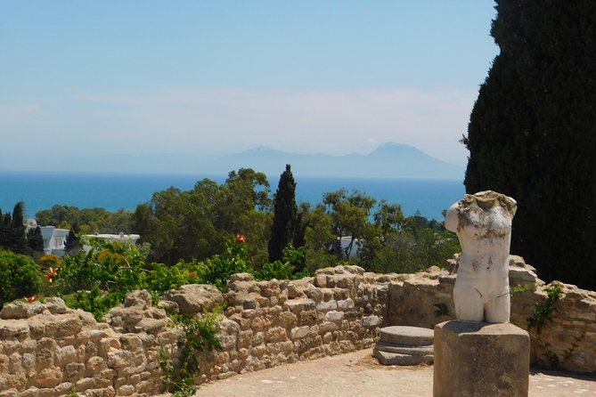 Self guided bike tour of Carthage archeological site - The Carthage aqueduct and Malga Cisterns